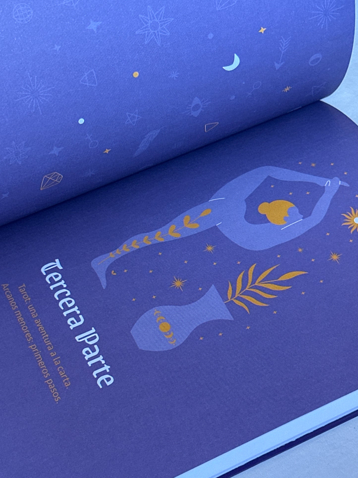 Club de brujas - Mel Knarik, Ayelén Romano