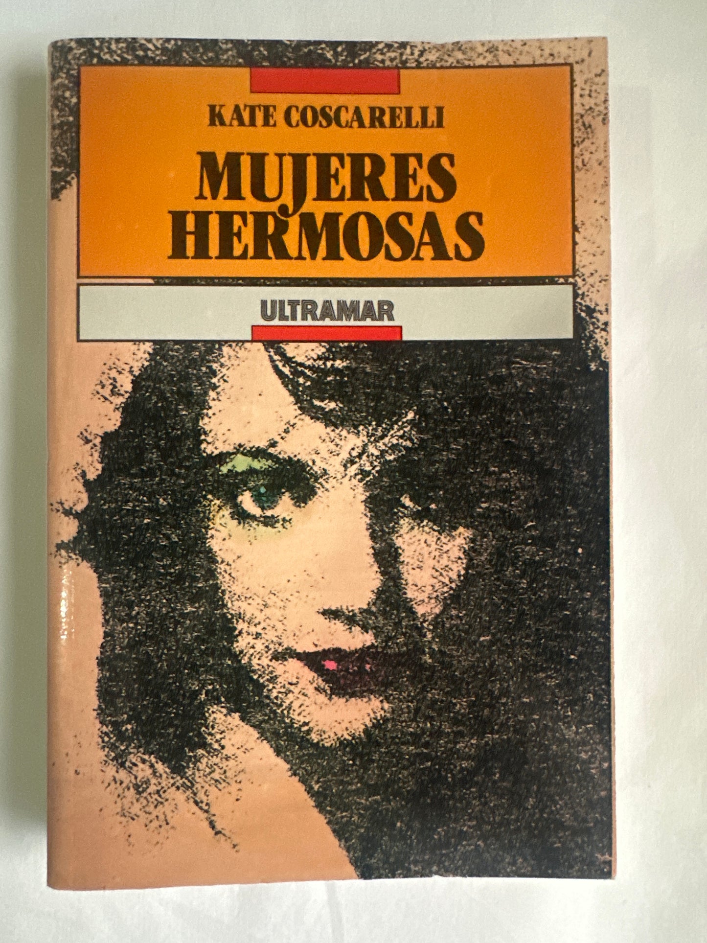 MUJERES HERMOSAS - Kate Coscarelli