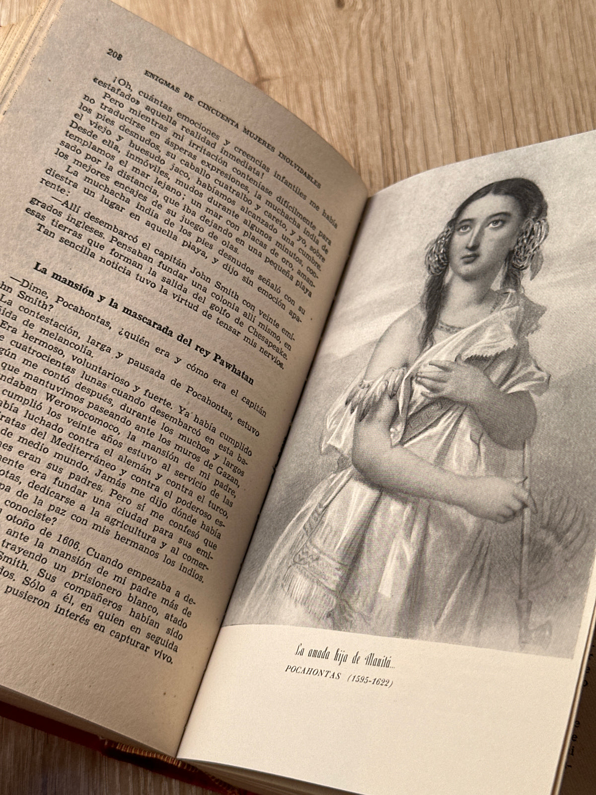 Enigmas de cincuenta mujeres inolvidables