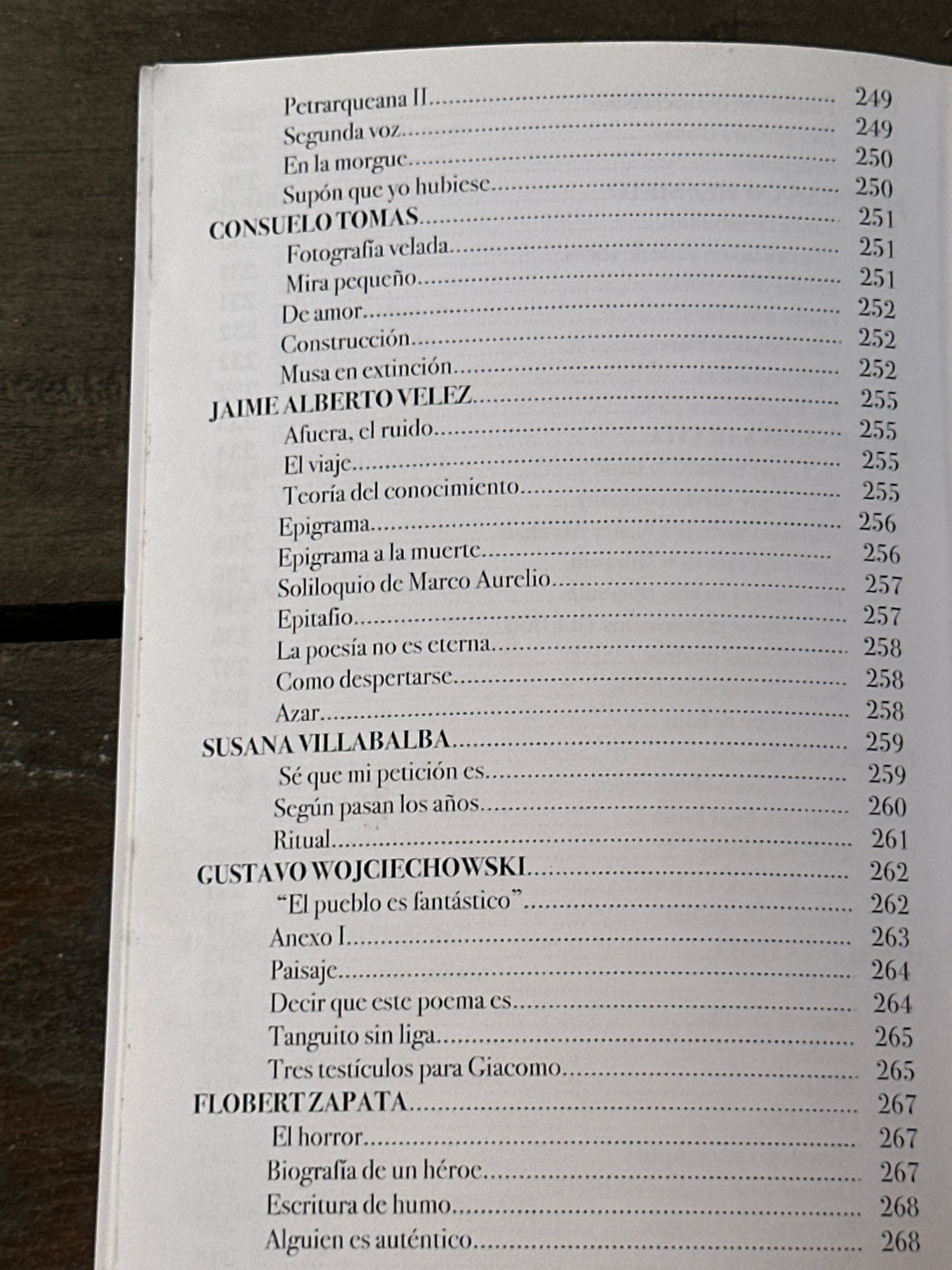 Antología de la poesía postmoderna latinoamericana - Antonio Urrelo