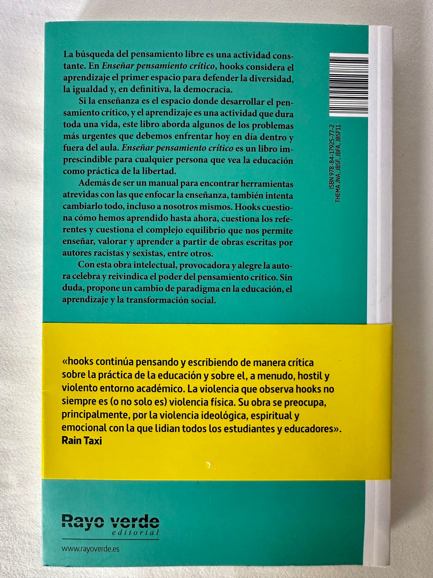 ENSEÑAR PENSAMIENTO CRÍTICO - bell hooks